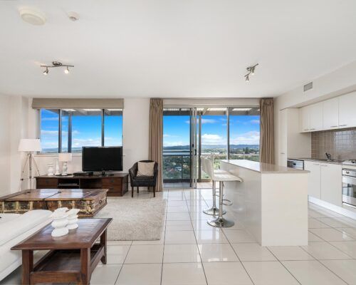 Grandview-Ballina-Accommodation-3-Penthouse-Bedroom